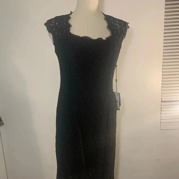 NWT ADRIANNA PAPELL LACE OVERLAY CUTOUT BACK SHEATH BLACK DRESS Size 6 - Picture 3 of 12